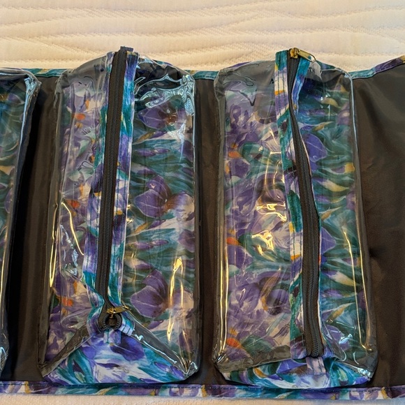 JM New York Iris Floral Cosmetic Bag EUC - Picture 8 of 10